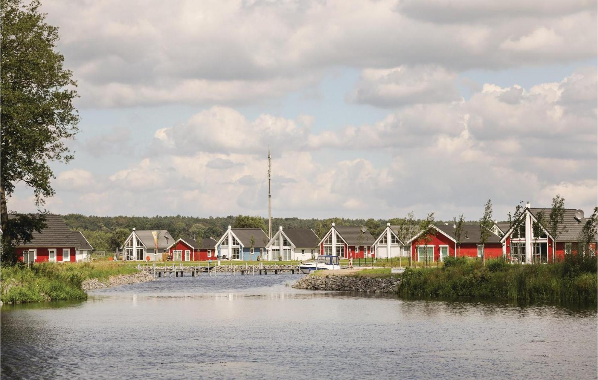 Beautiful Home In Zerpenschleuse Eksteriør bilde